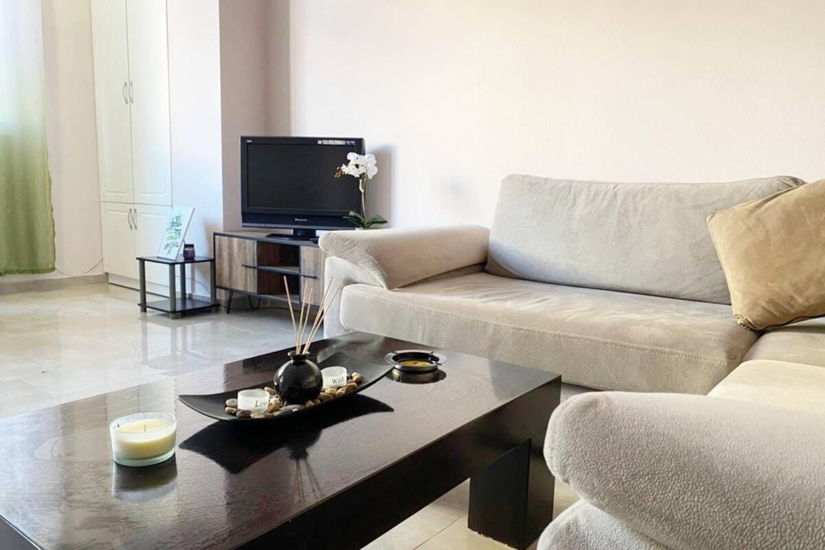 Ultra Apartments 'New Baazar 2' Tirana Extérieur photo