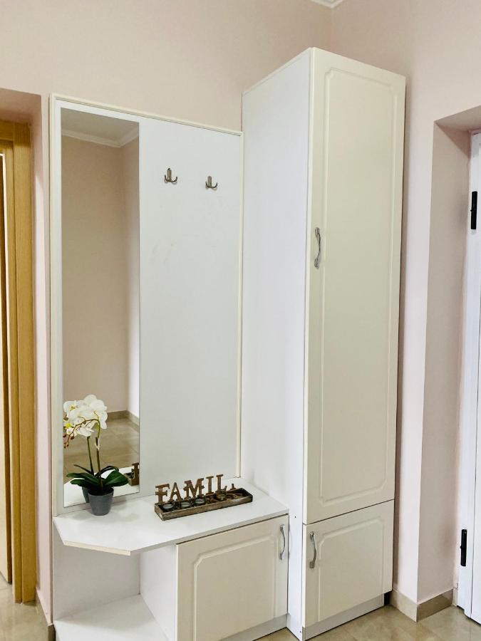 Ultra Apartments 'New Baazar 2' Tirana Extérieur photo