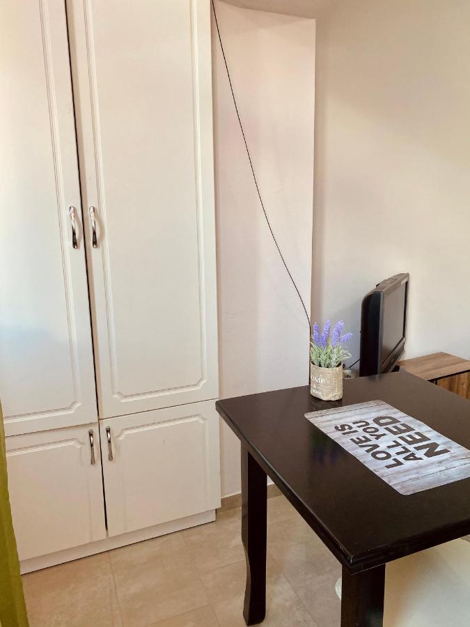 Ultra Apartments 'New Baazar 2' Tirana Extérieur photo