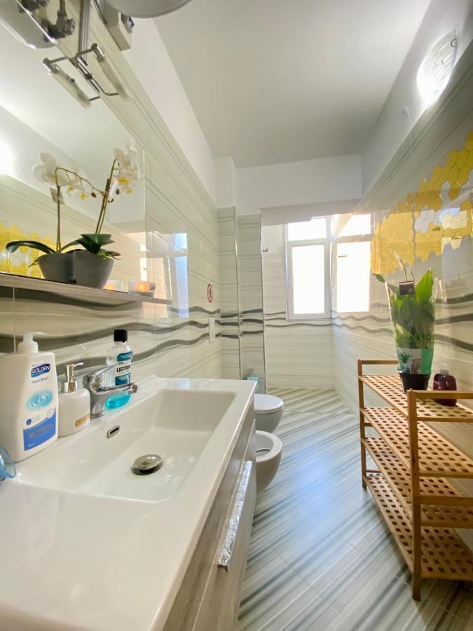 Ultra Apartments 'New Baazar 2' Tirana Extérieur photo