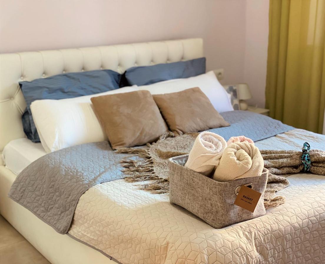 Ultra Apartments 'New Baazar 2' Tirana Extérieur photo